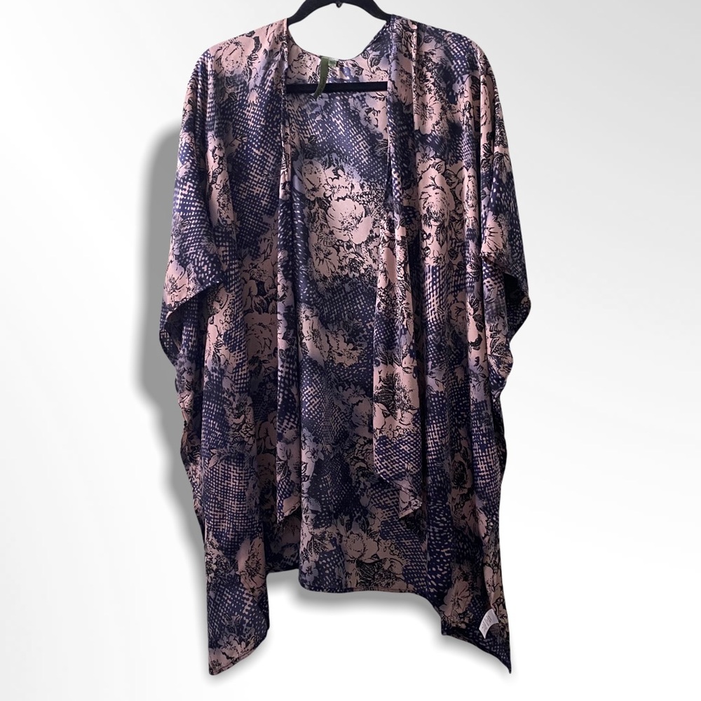 Pink and Black Floral Kimono